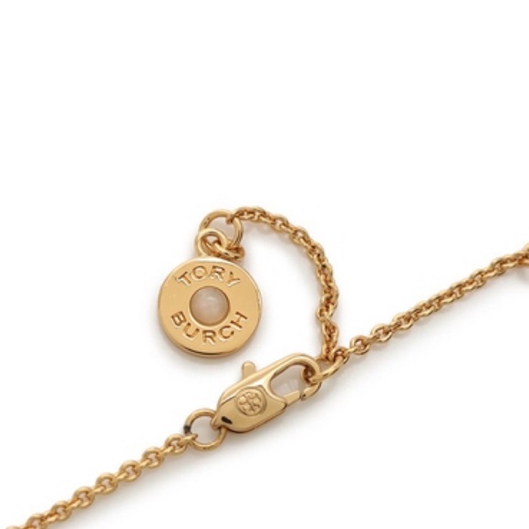 TORY BURCH • Logo Charm Pearl Necklace - Picture 6 of 8